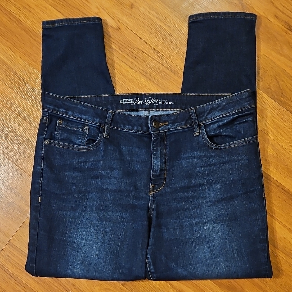 Old Navy Rock Star Mid Rise Jeans Size 14